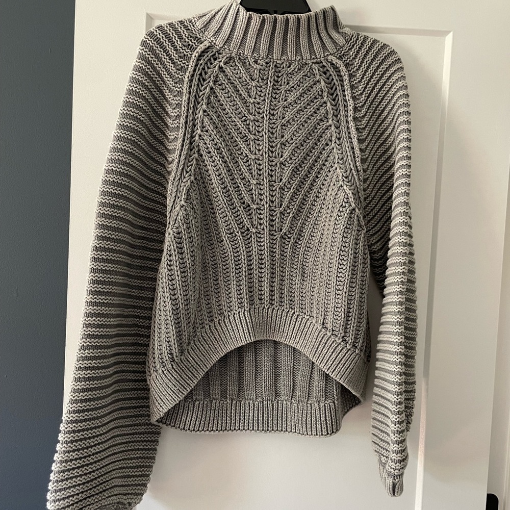 Free people knit sweater size small NWT